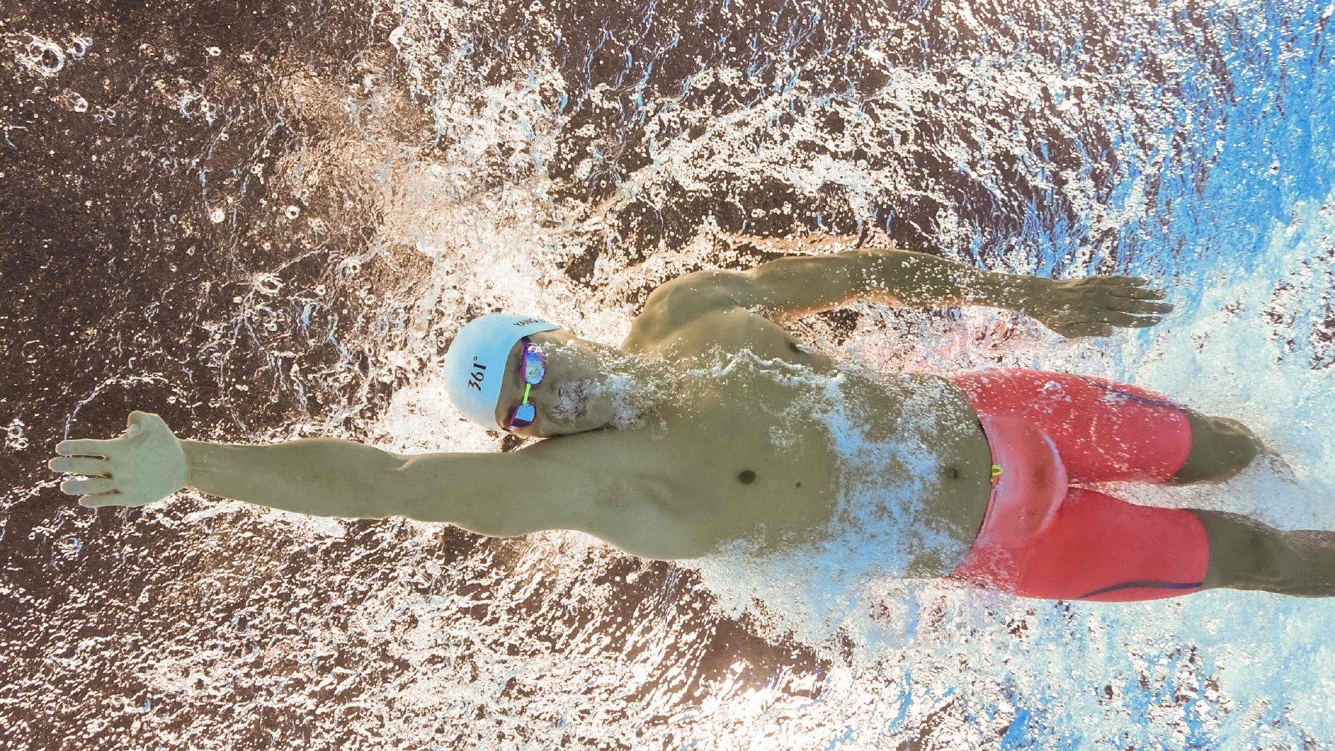 全国运动会轮滑比赛趣味十足，轮滑比赛现场