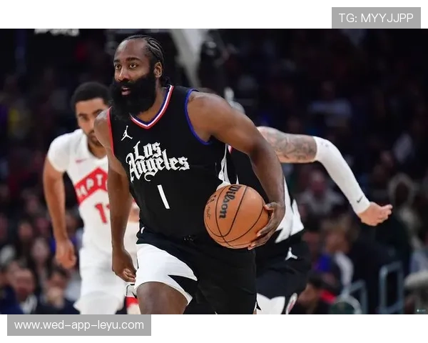 哈登稳稳处理球权，洛杉矶快船不乱