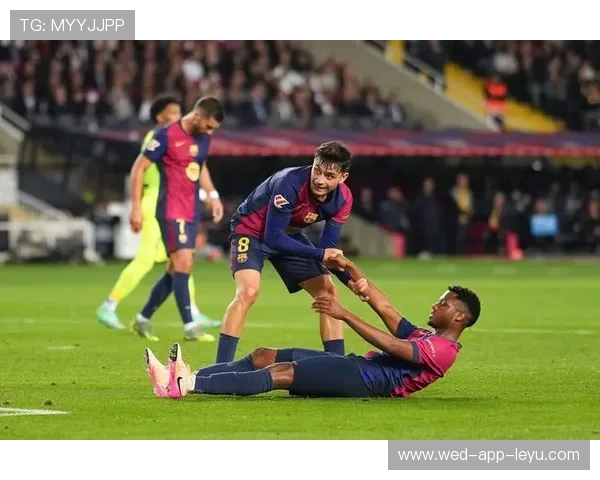 巴萨亚马尔连续假动作晃倒对手左脚兜射直挂远角：从场上技巧到赛场实战的训练秘籍